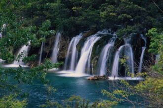 waterfalls near mussoorie
