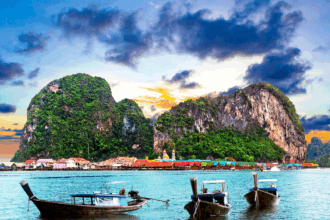 where to travel in february usa